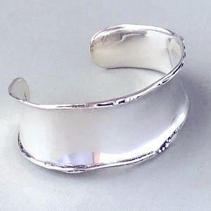 Silpada Vintage Solid Sterling Silver Filagree Edged Cuff Bracelet